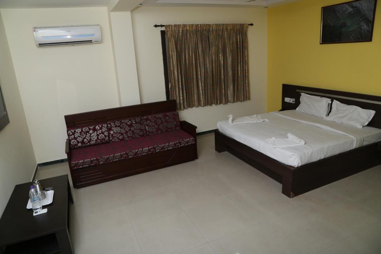 Landmaark Hotels Tiruppur Zewnętrze zdjęcie